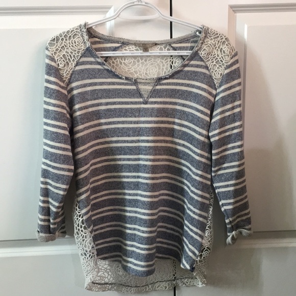 Guess Striped Shirt With Floral Lace Back - Picture 1 of 2